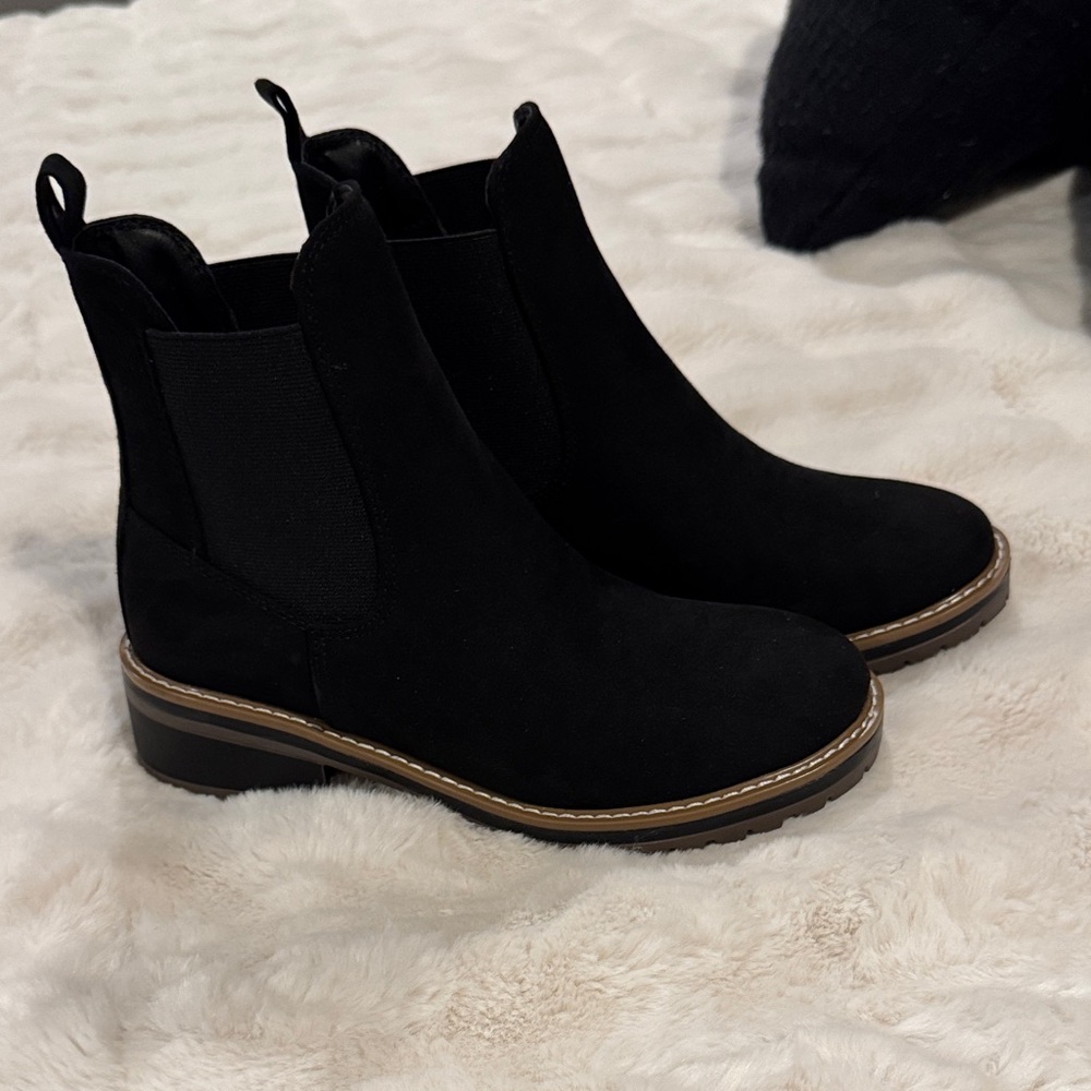 Kensie Black Ankle Booties